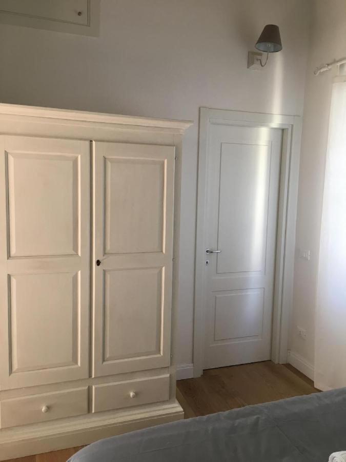 Di Charme A Due Passi Dalla Stazione Apartment