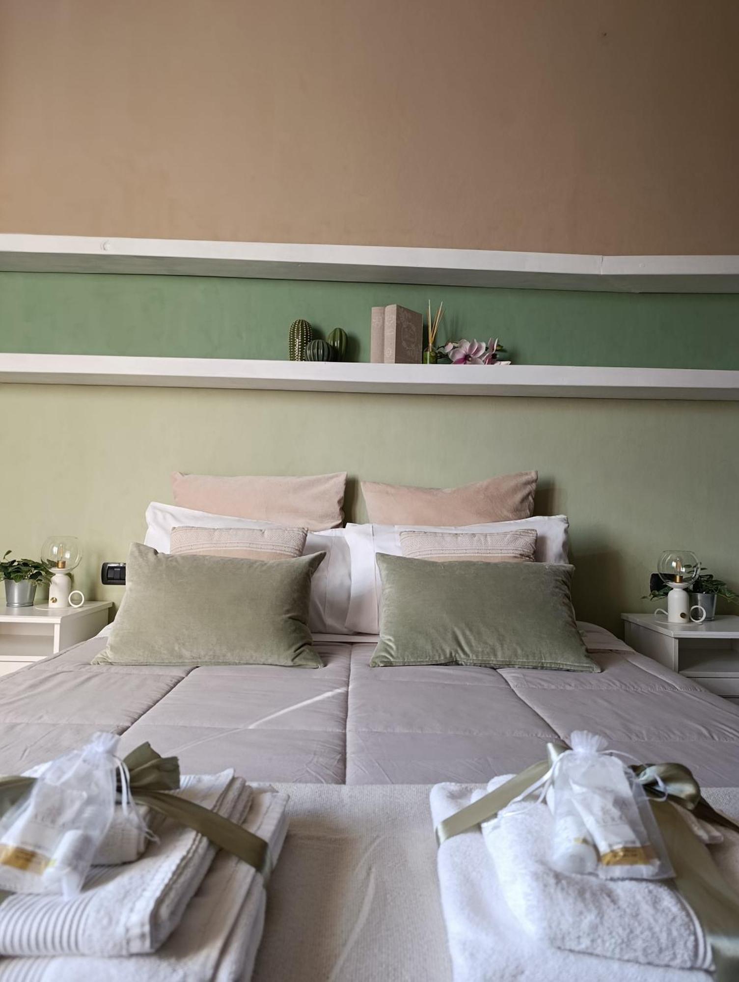 Castle 2 Bedrooms, 2 Bathrooms Apartment