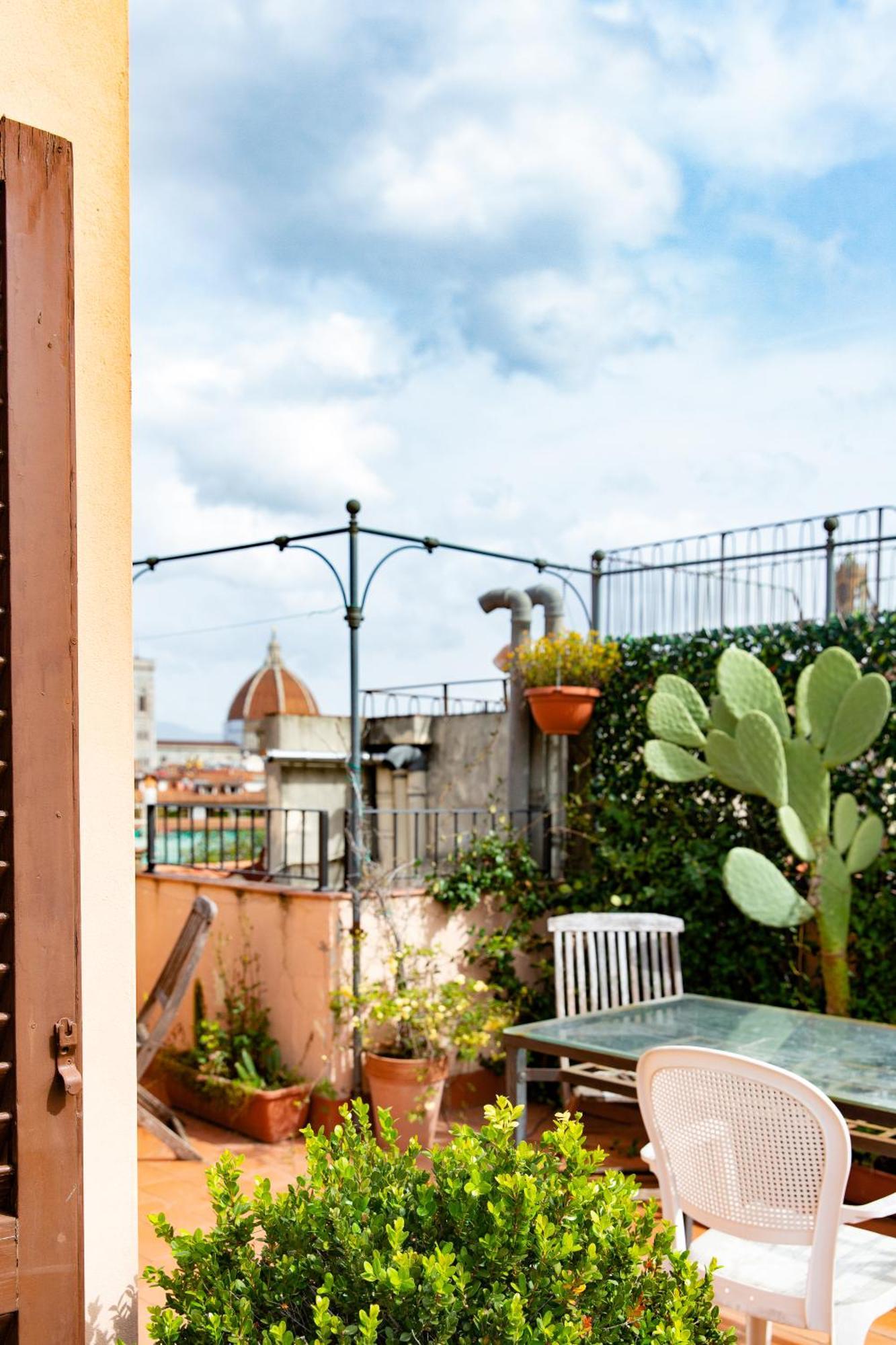 Spectacular 1br Stunning Views Apartment Florence