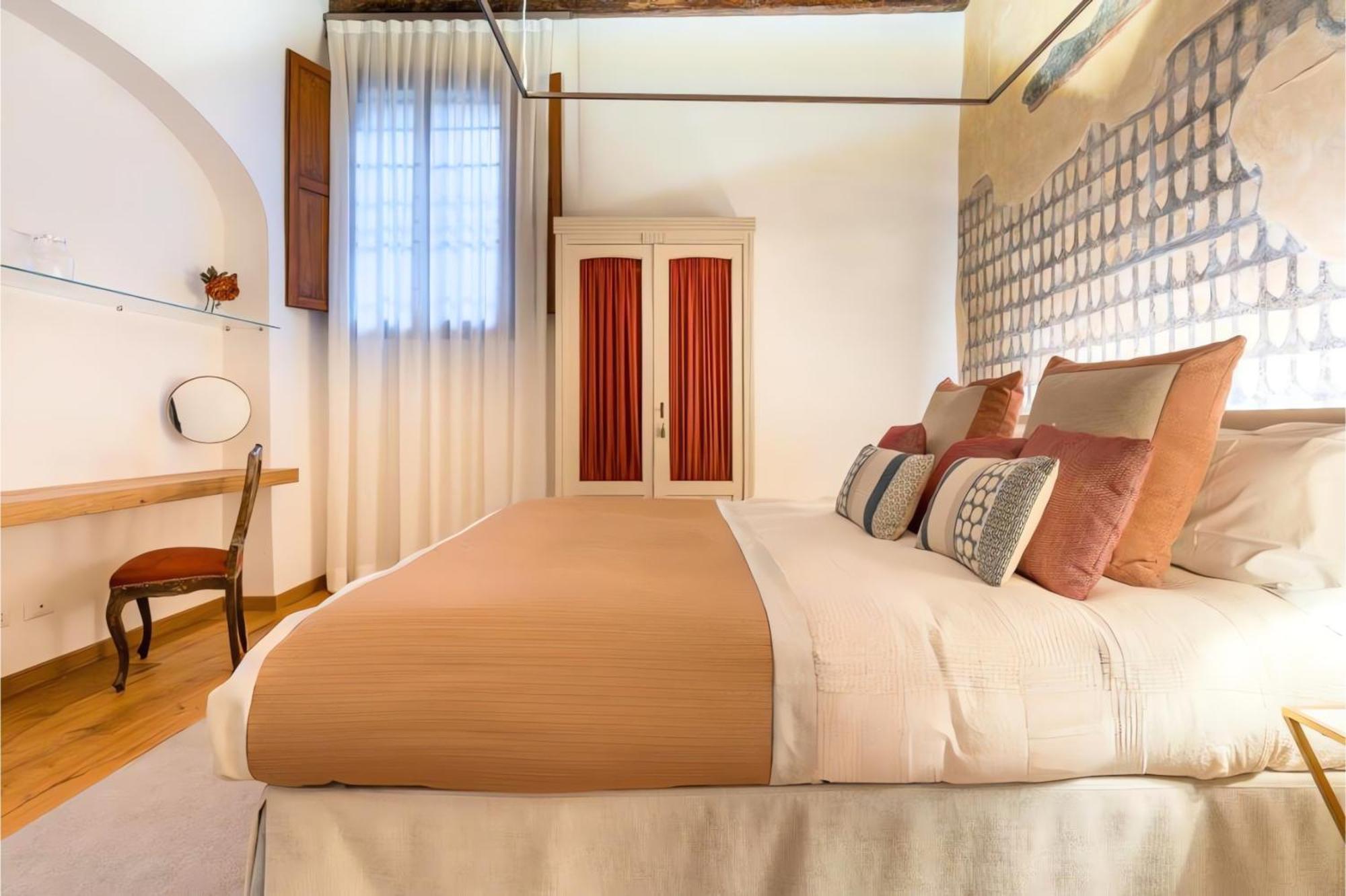 The Tornabuoni Palace Boutique * Firenze