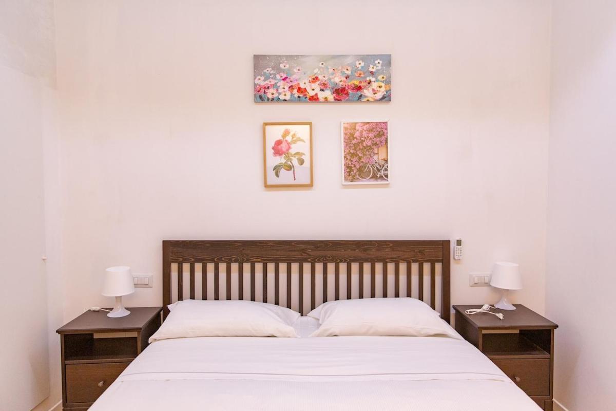 Charming & Modern Near Santo Spirito Apartment