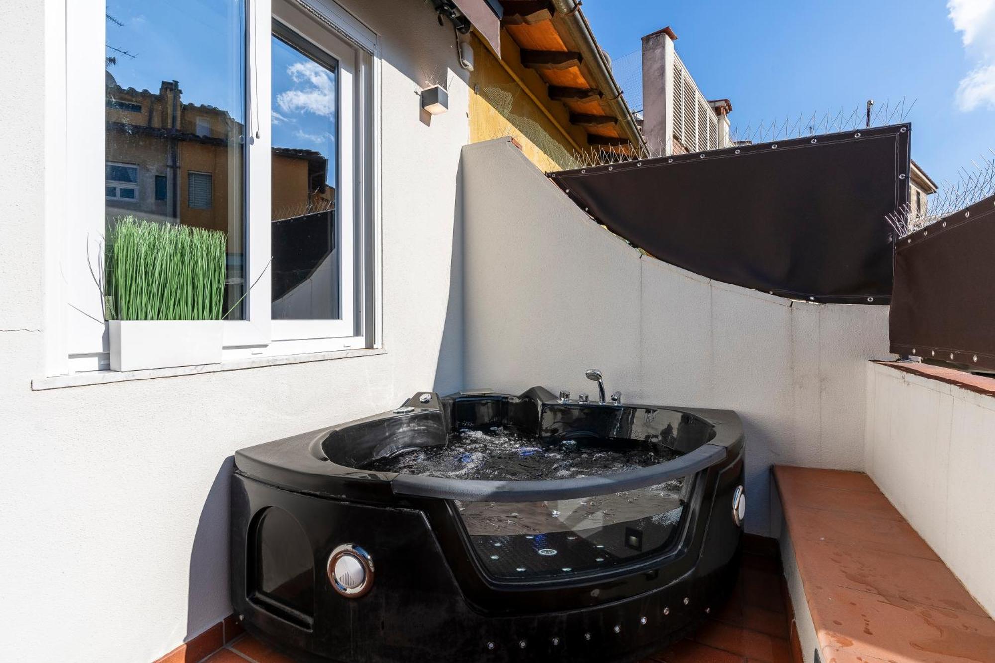 Ponte Vecchio Rooftop Terrace With Private Heated Jacuzzi *