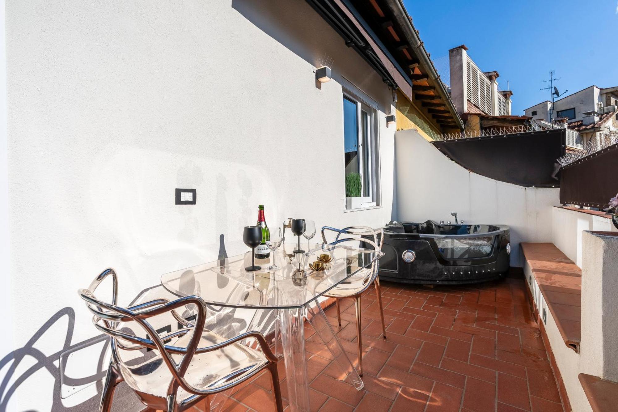 Ponte Vecchio Rooftop Terrace With Private Heated Jacuzzi * Firenze