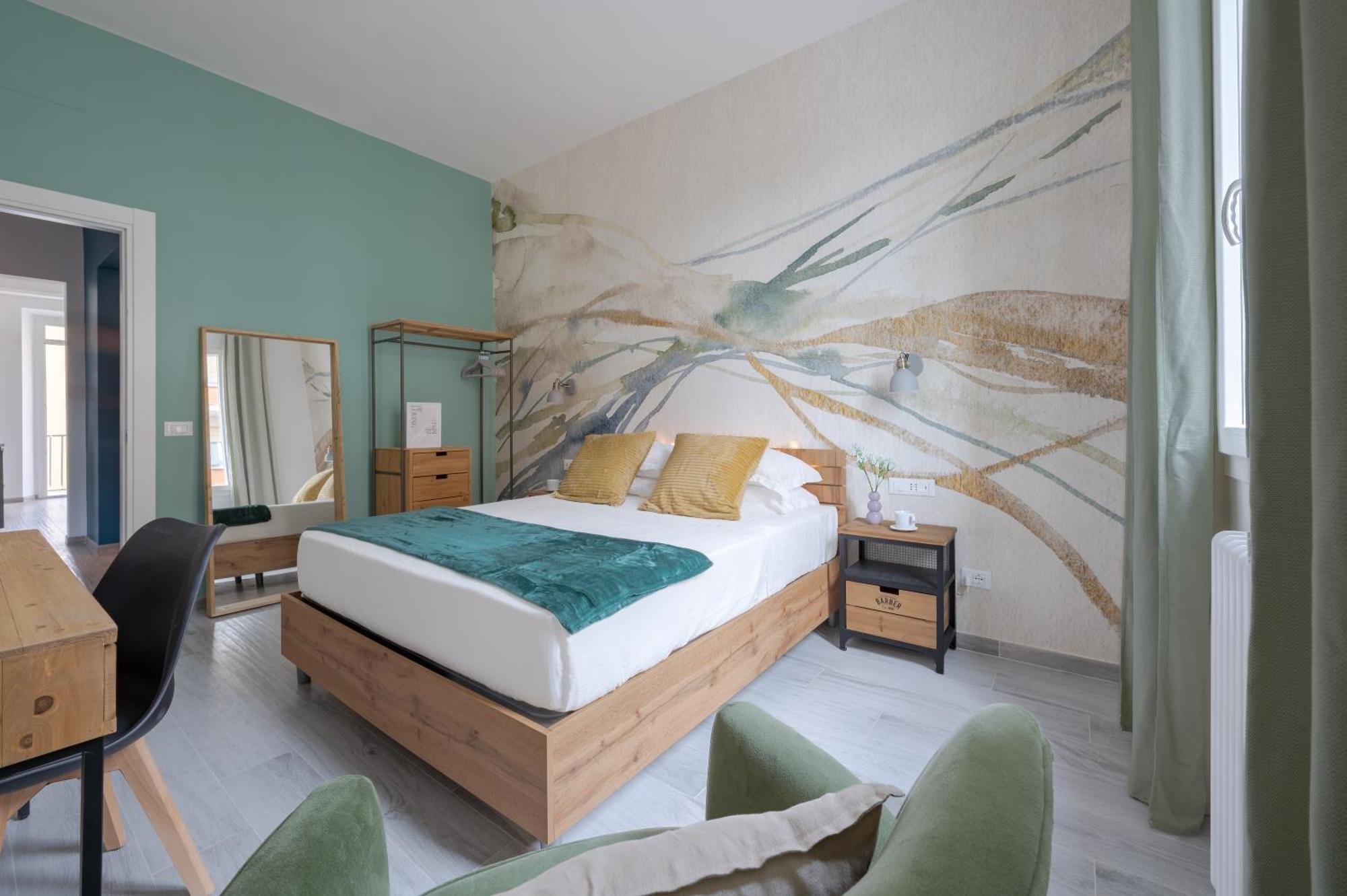Via Pollaiolo, 55 - Charming - Comfort E Stile A 350mt Dal Tram! First Floor With Elevator And Car Places On Street Appartamento