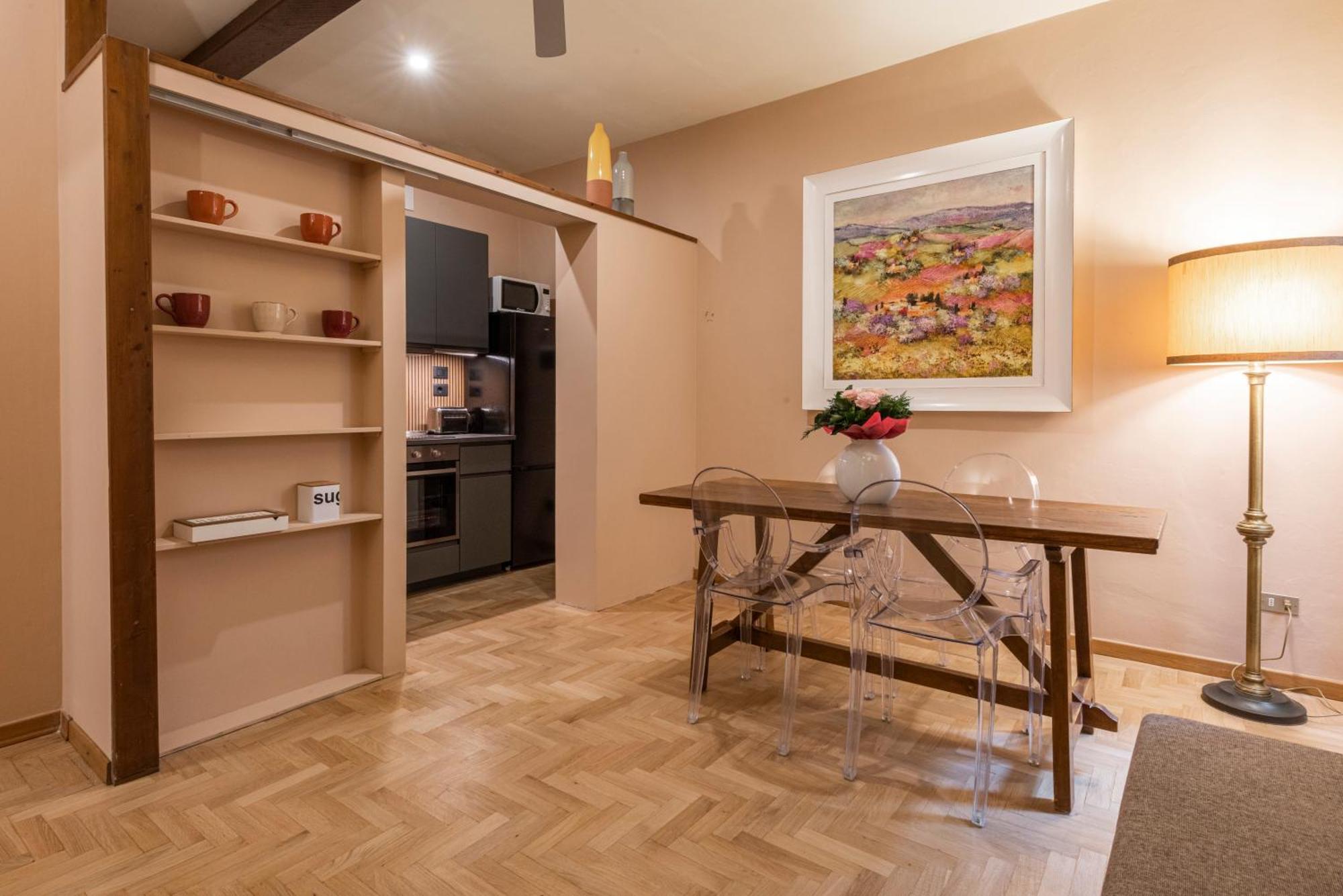 Santa Croce Retreat By Mmega Apartment *