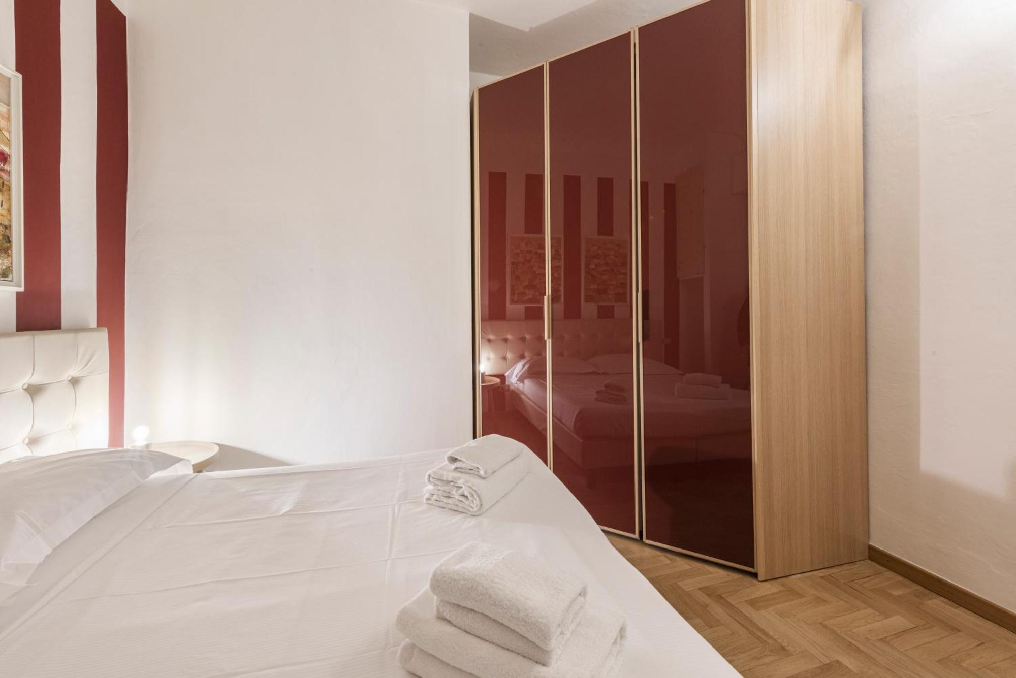 Santa Croce Retreat By Mmega Apartment
