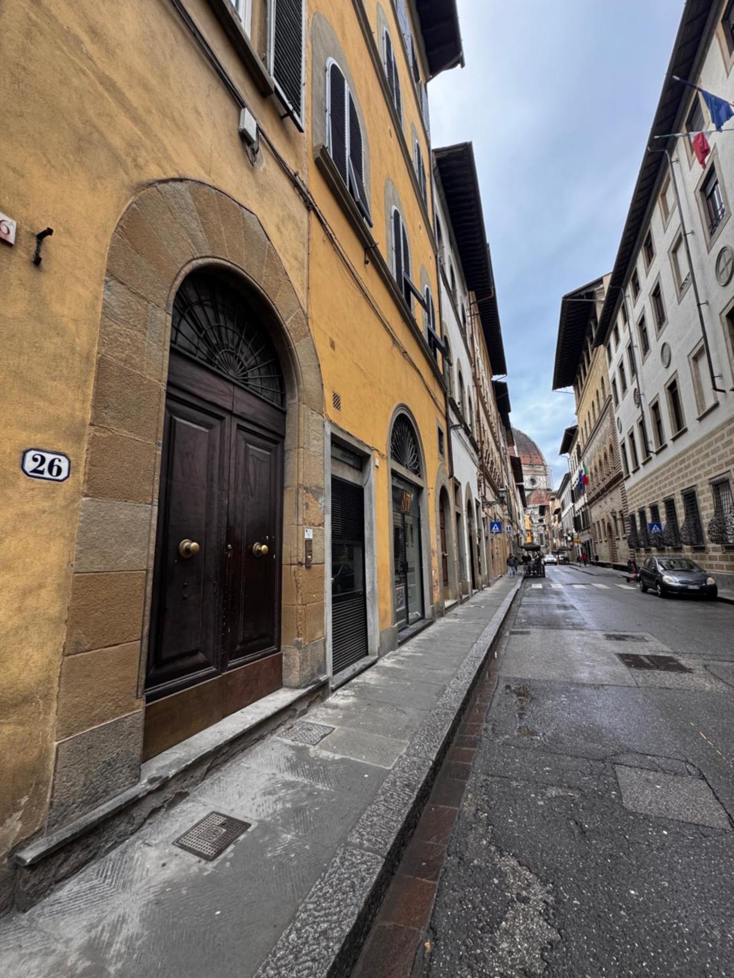 Brunelleschi - 14th Century Just 120 Steps From Cathedral - Intero Appartamento Firenze