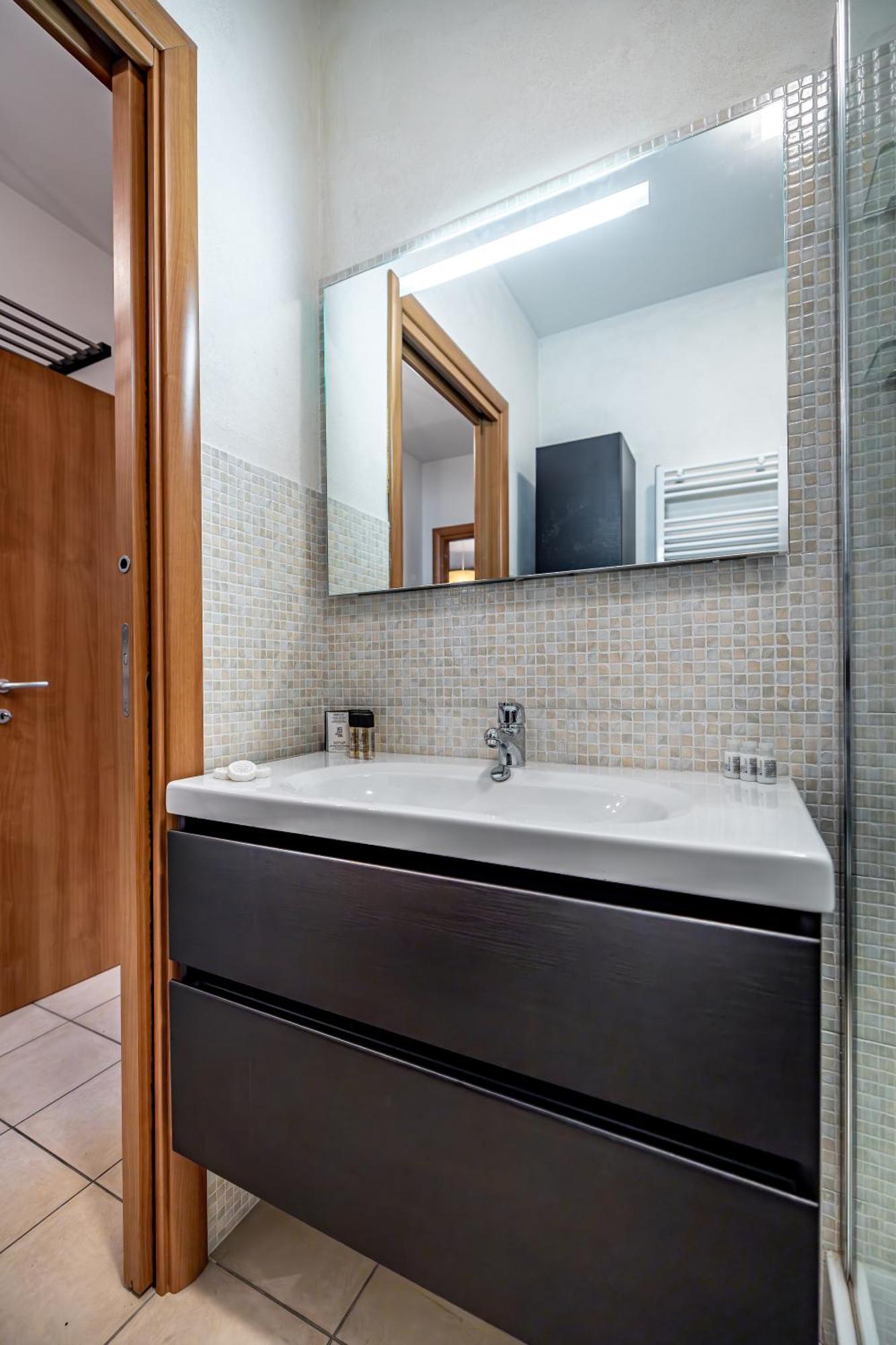 Yd Settimello With Parking Apartment Florence