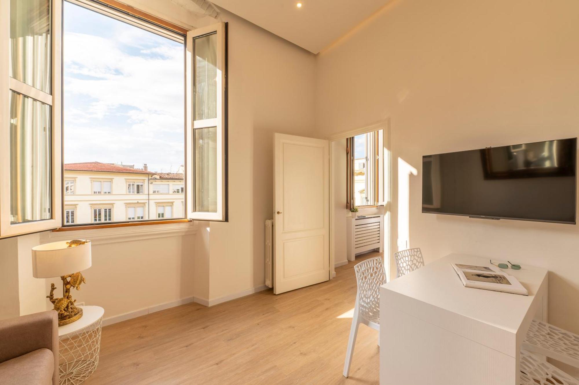 Golden House San Lorenzo Apartment