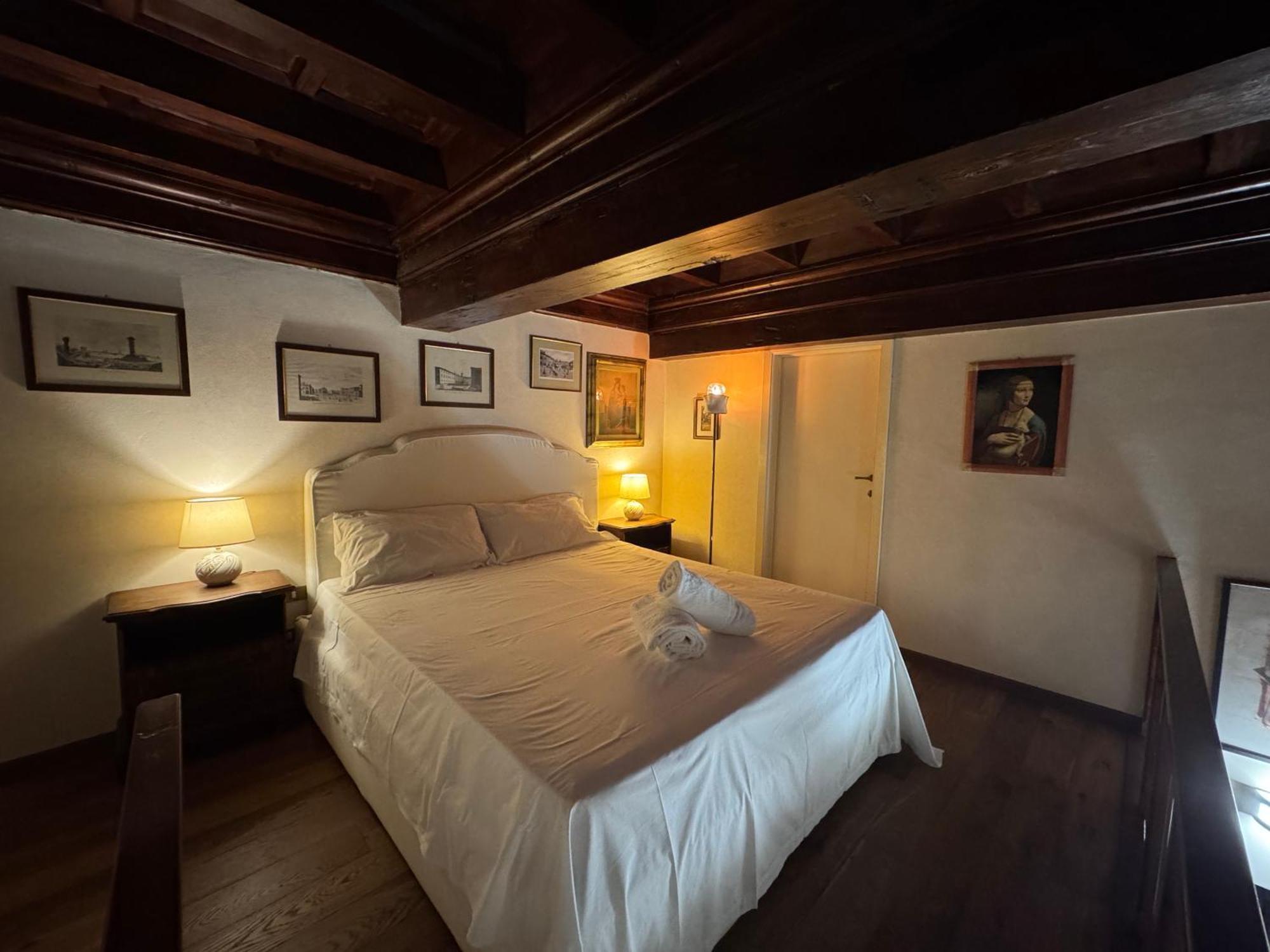 Brunelleschi - 14th Century Just 120 Steps From Cathedral - Intero * Firenze