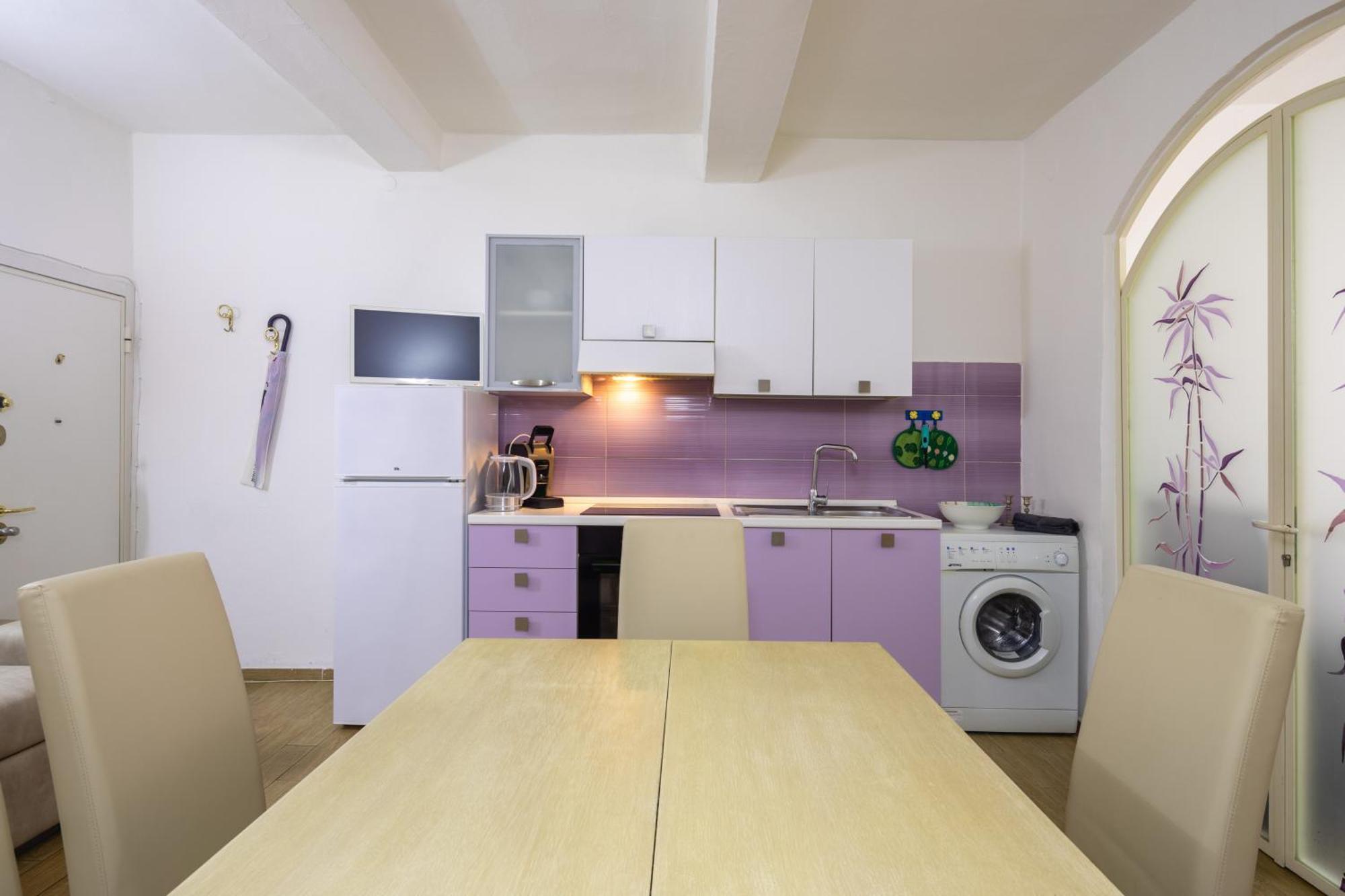 Borgognissanti Apartment *