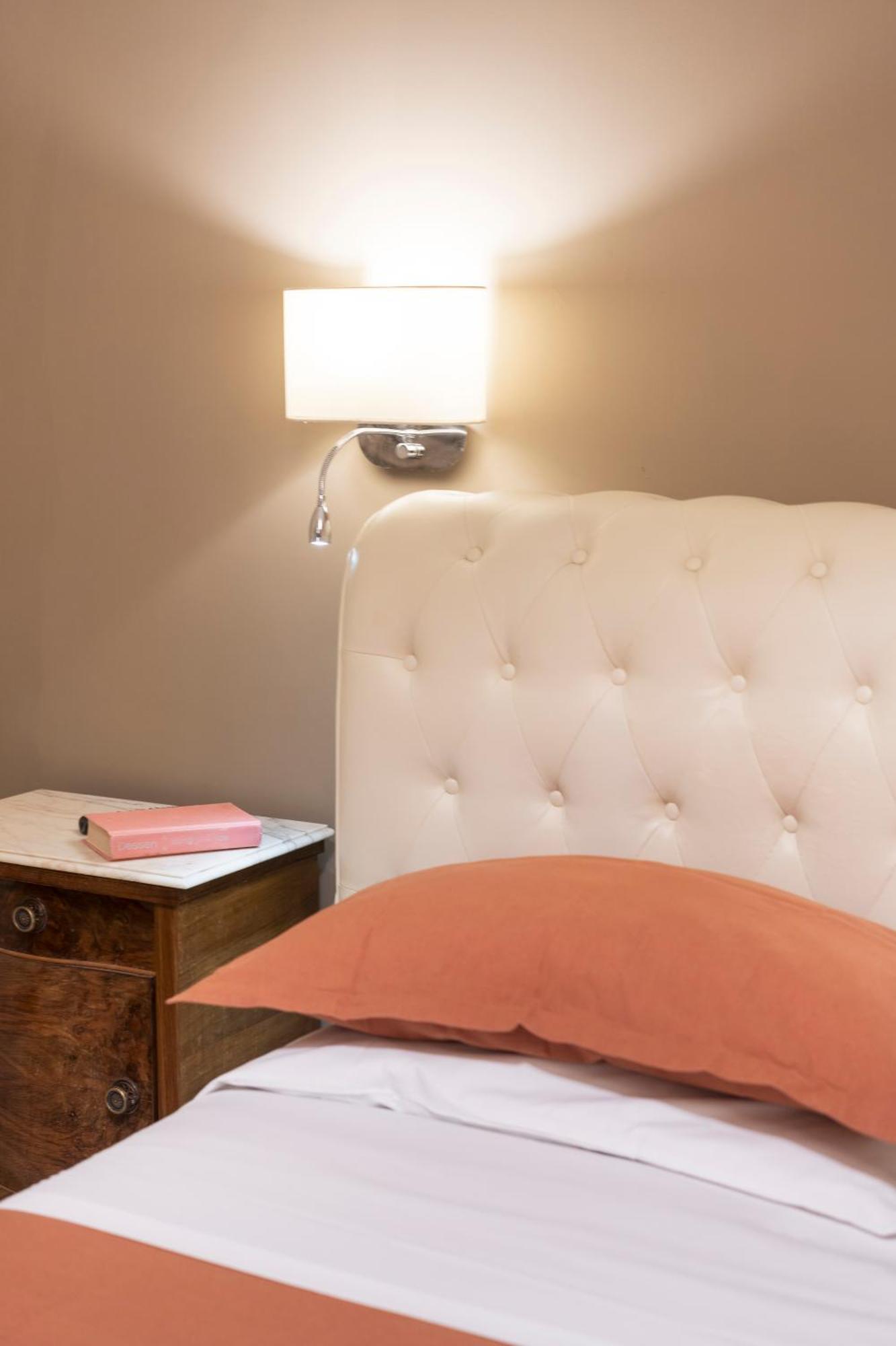 Historic Borgo Ognissanti, 8 *