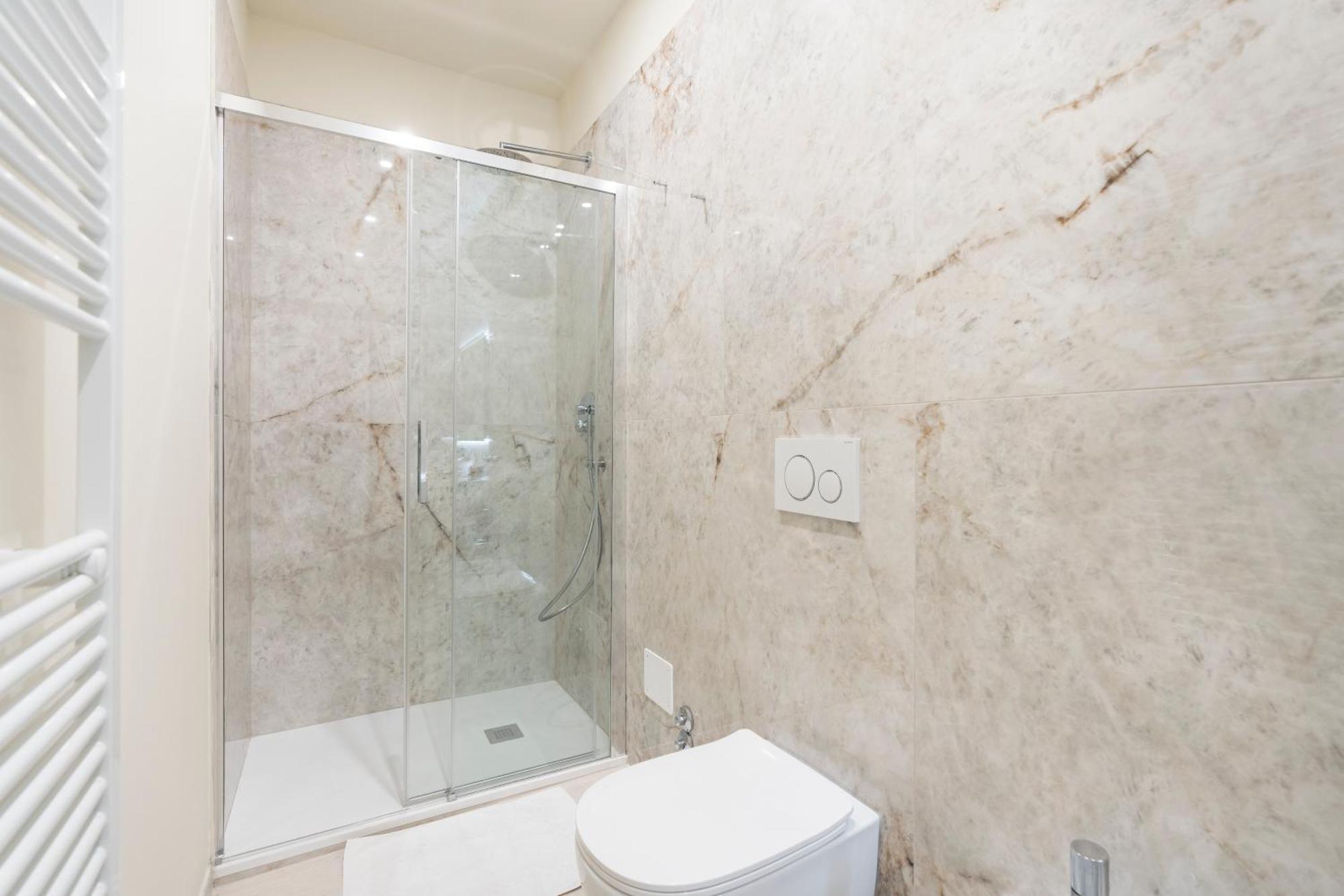Historic Borgo Ognissanti, 8 Florence
