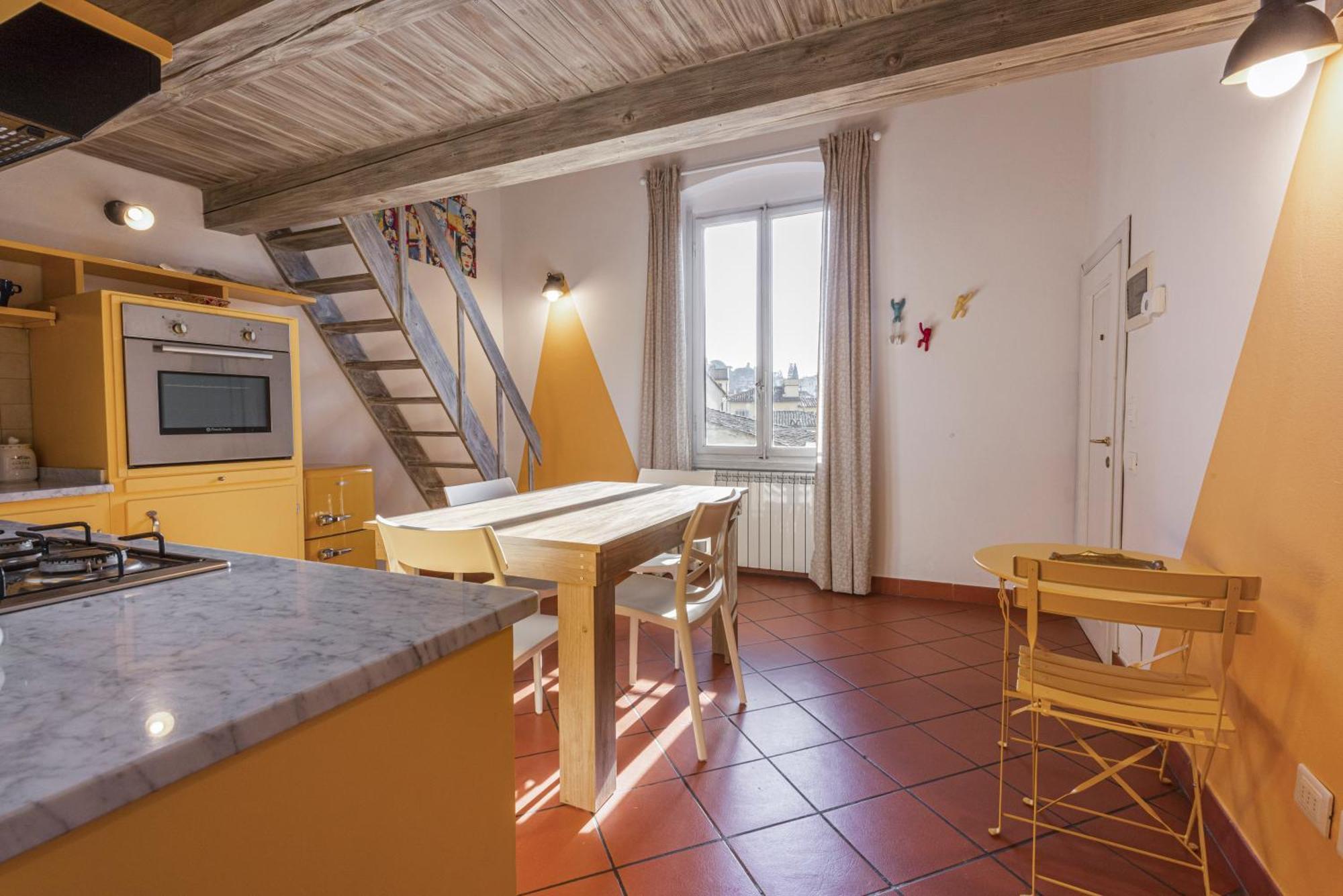 Yellow By Mmega Apartment