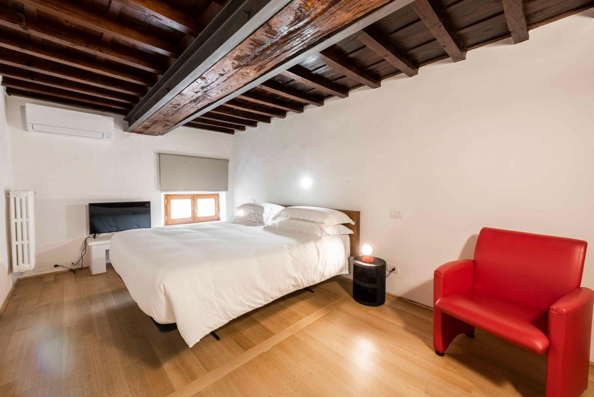 Appartamento Palazzo Bardi N 2