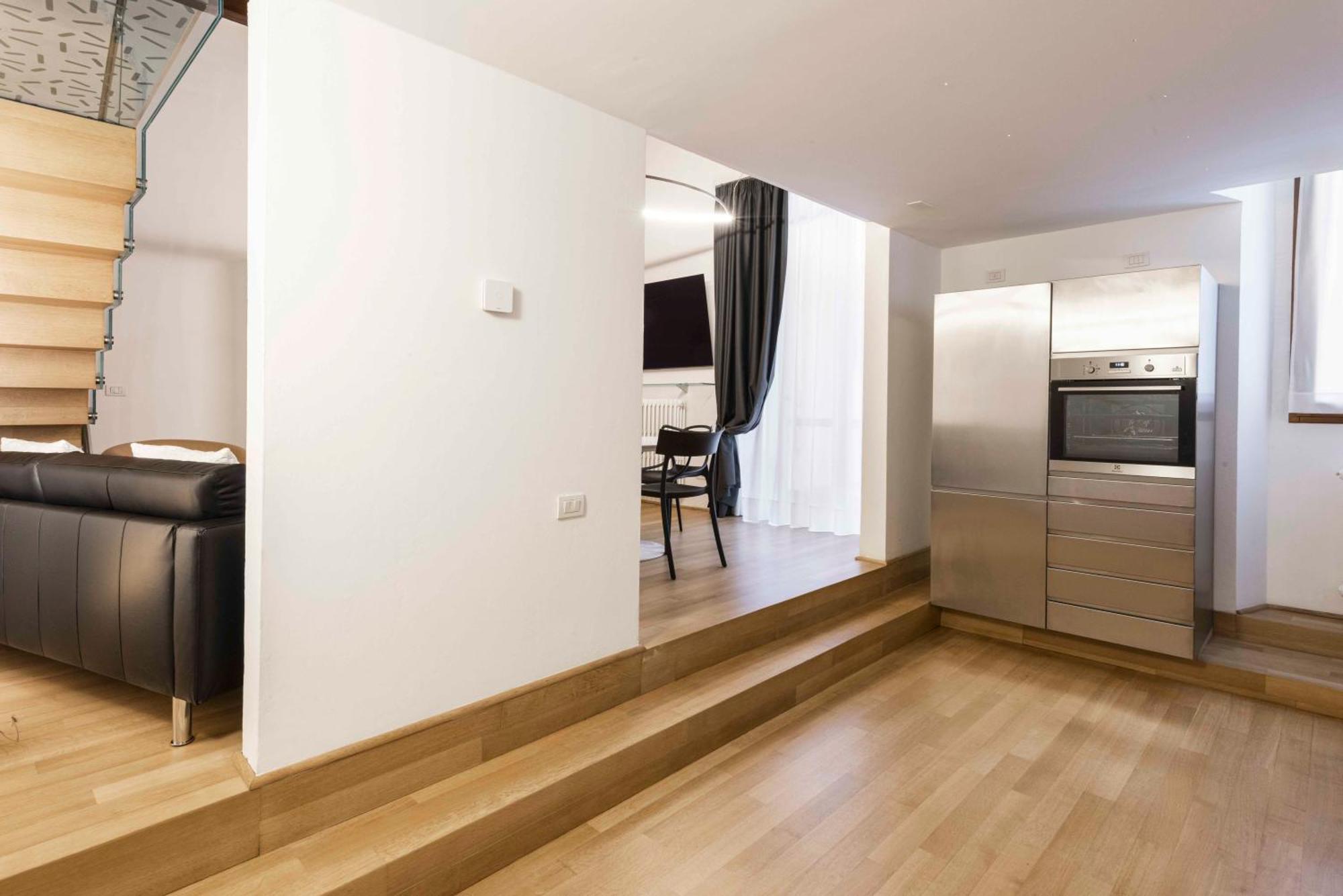 Palazzo Bardi N 2 *