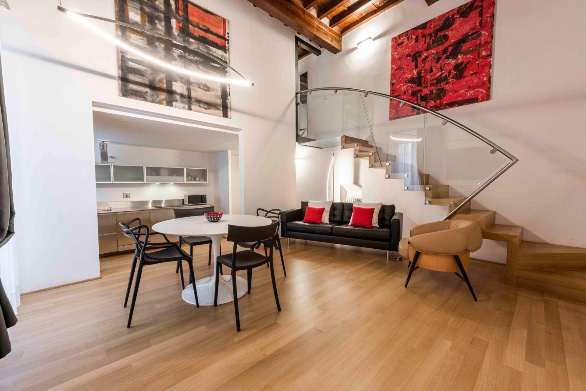 Appartamento Palazzo Bardi N 2 *