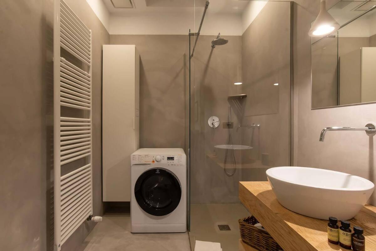 The Charme Of Santa Croce Apartment *