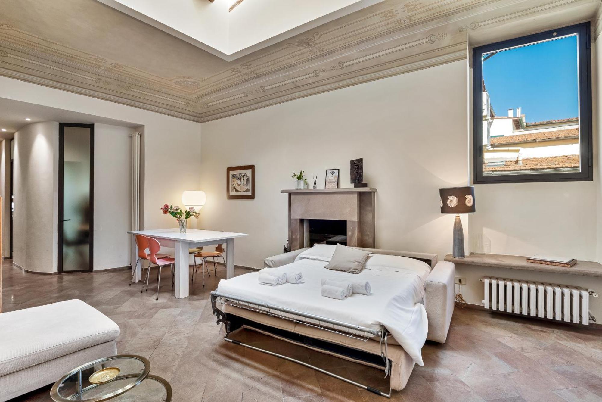 The Art Luxury Apartment