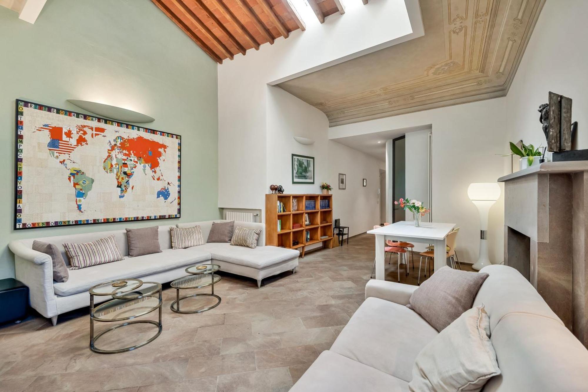 The Art Luxury Apartment *