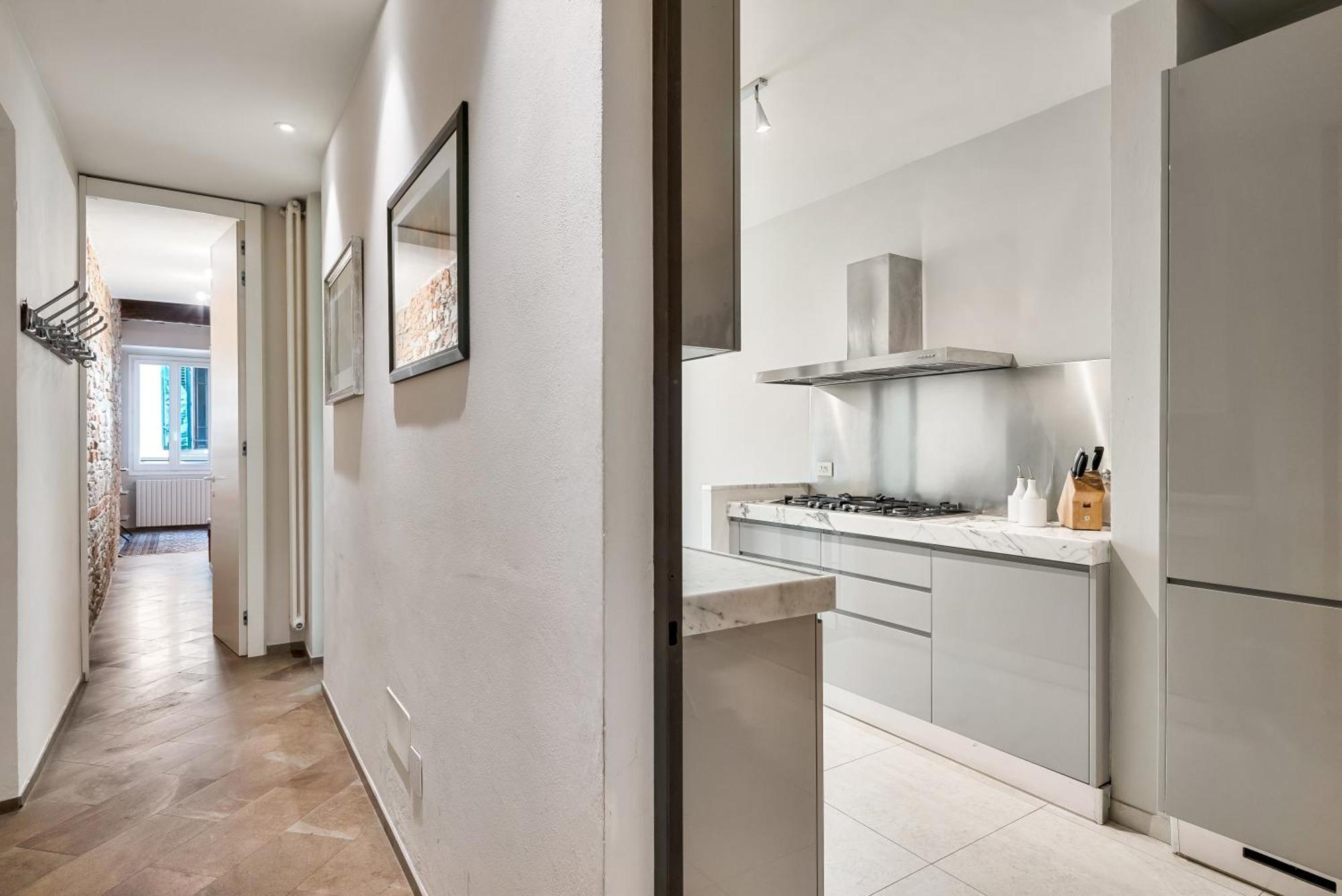 The Art Luxury Apartment