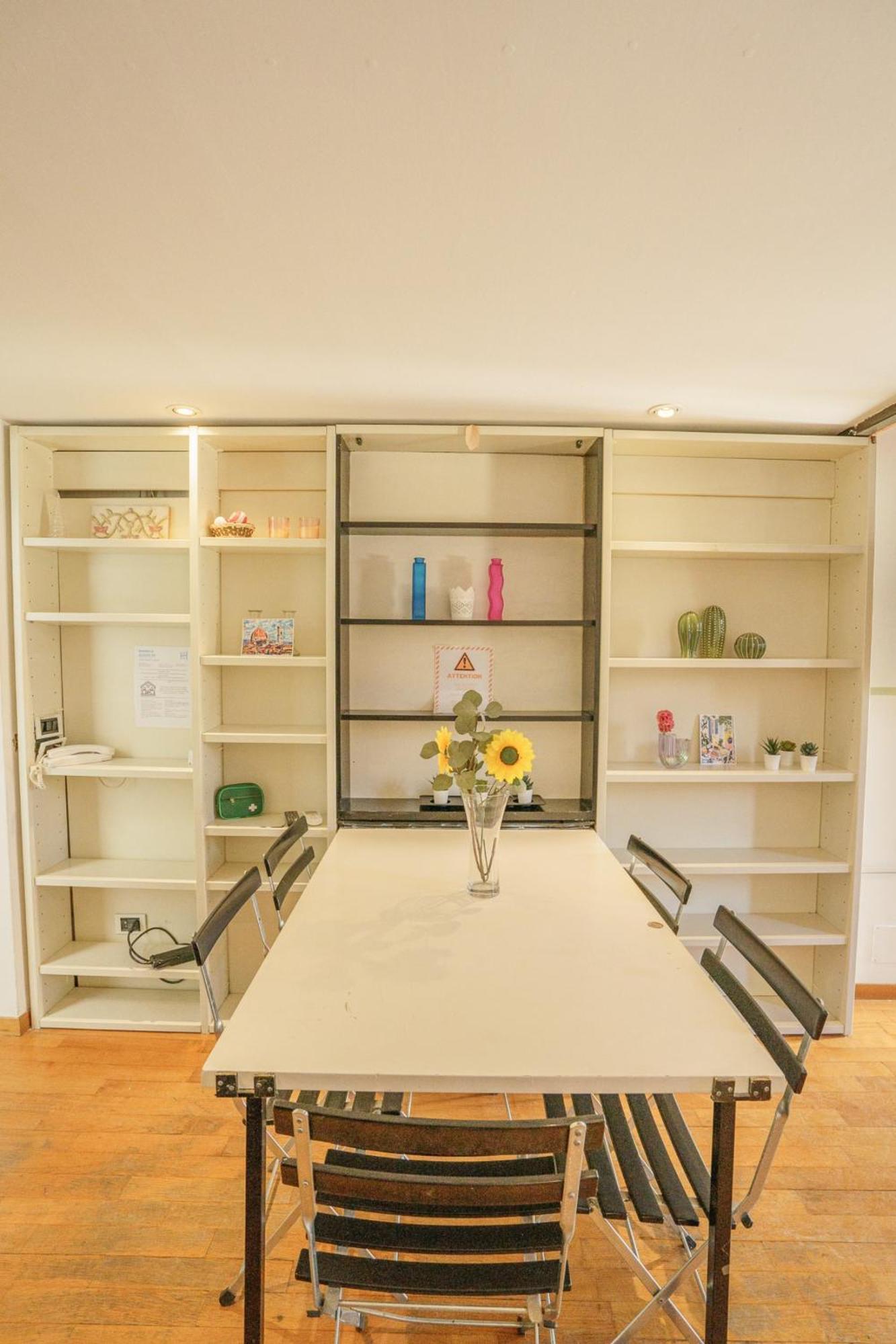 Apartment Pretty Alfani *