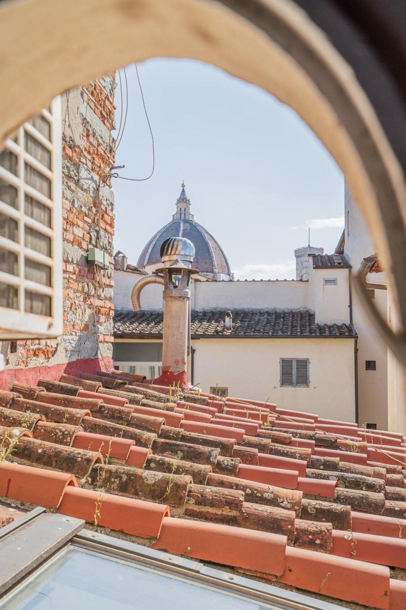 Apartment Pretty Alfani Florence
