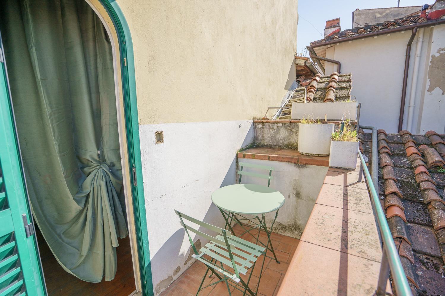 Apartment Pretty Alfani Florence