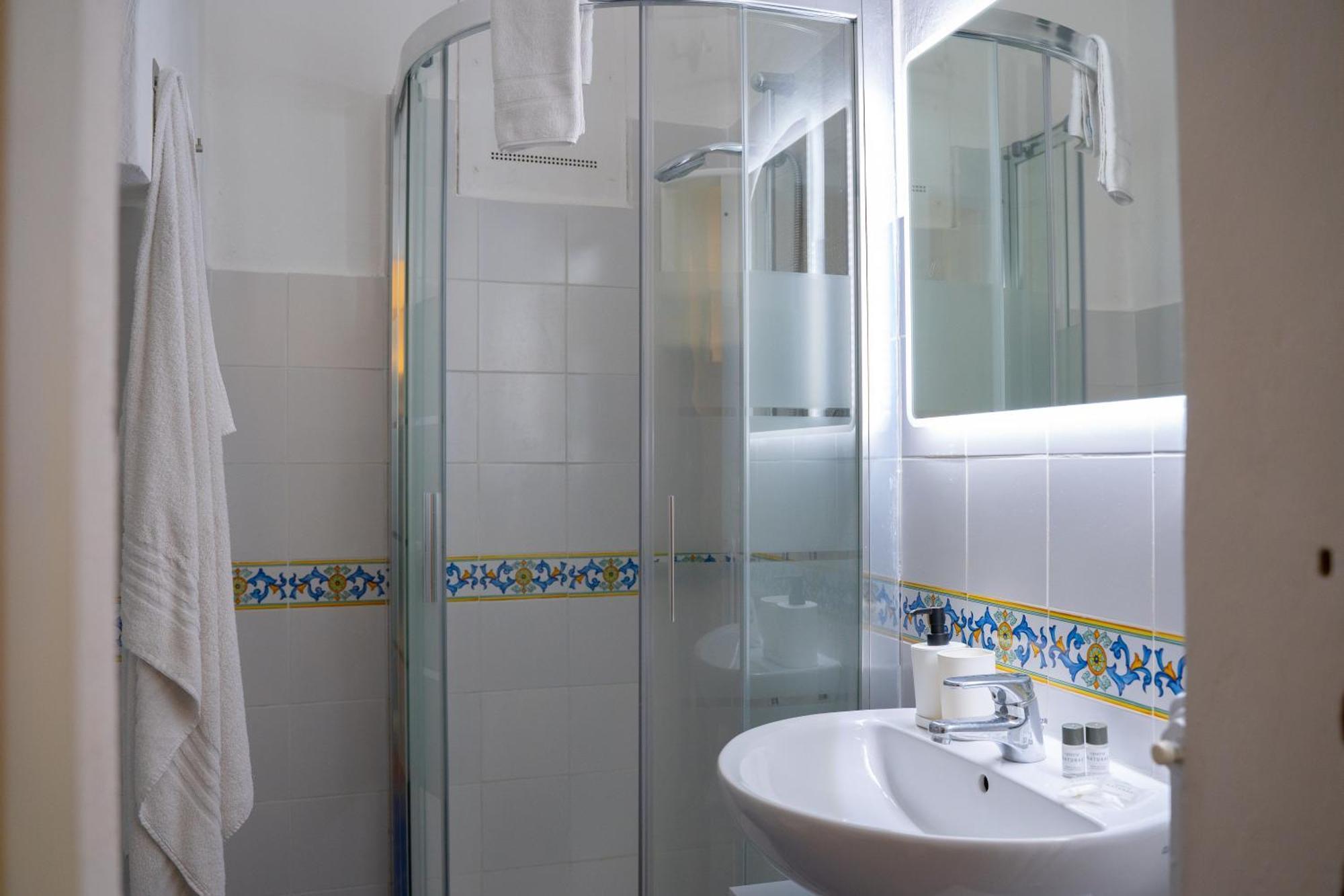Apartment Pitti13 *