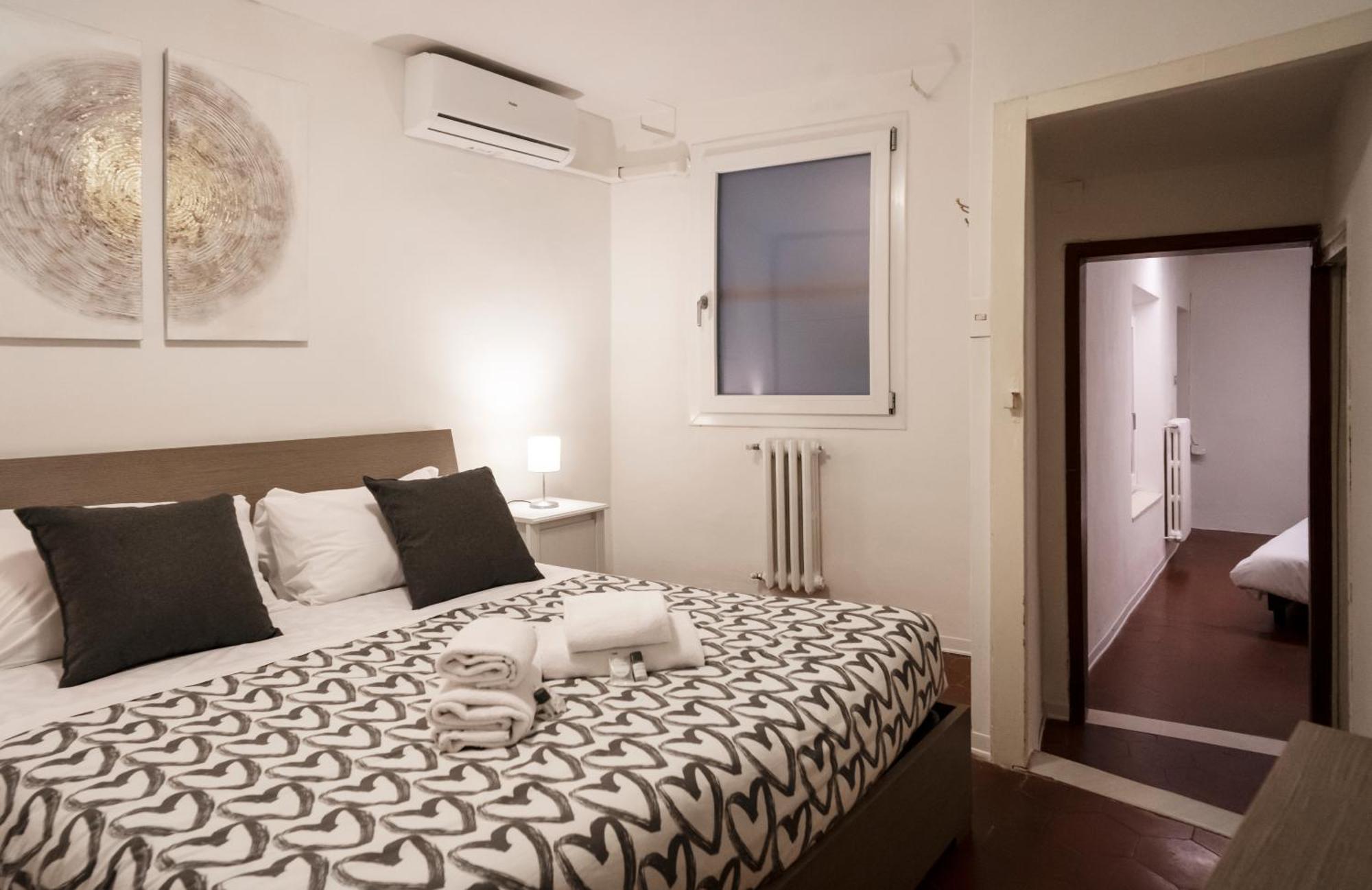 Apartment Pitti13 *
