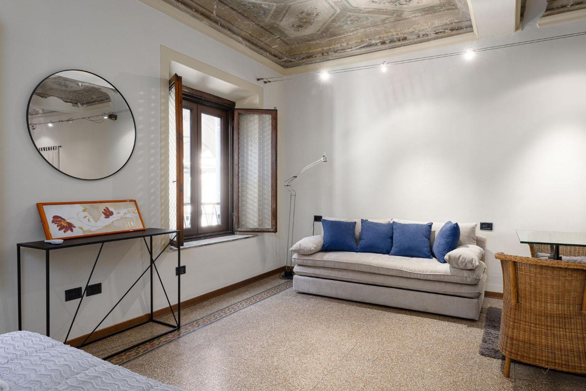 Unyca - La Loggia Apartment *