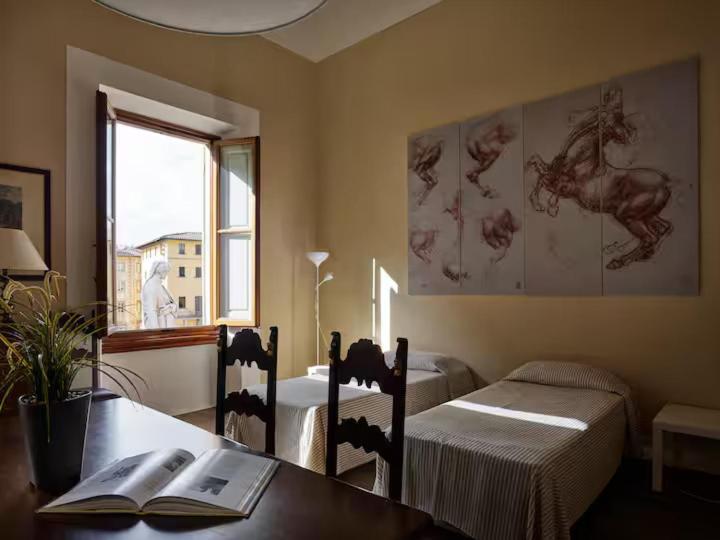 Dante Apartment