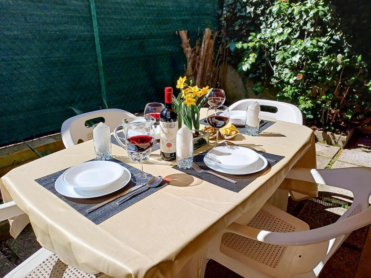 Apartment Comodo Appartamento Con 2 Giardini E Vasca Idromassaggio *