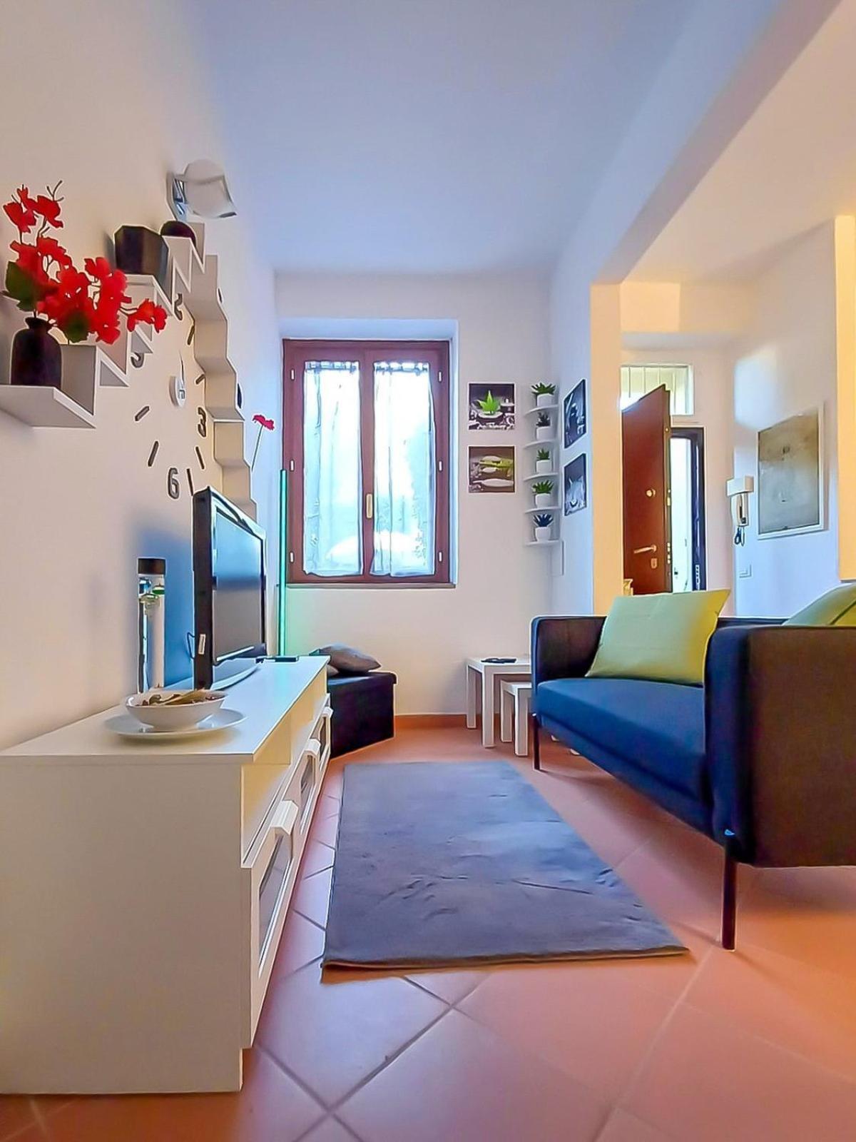Comodo Appartamento Con 2 Giardini E Vasca Idromassaggio Apartment