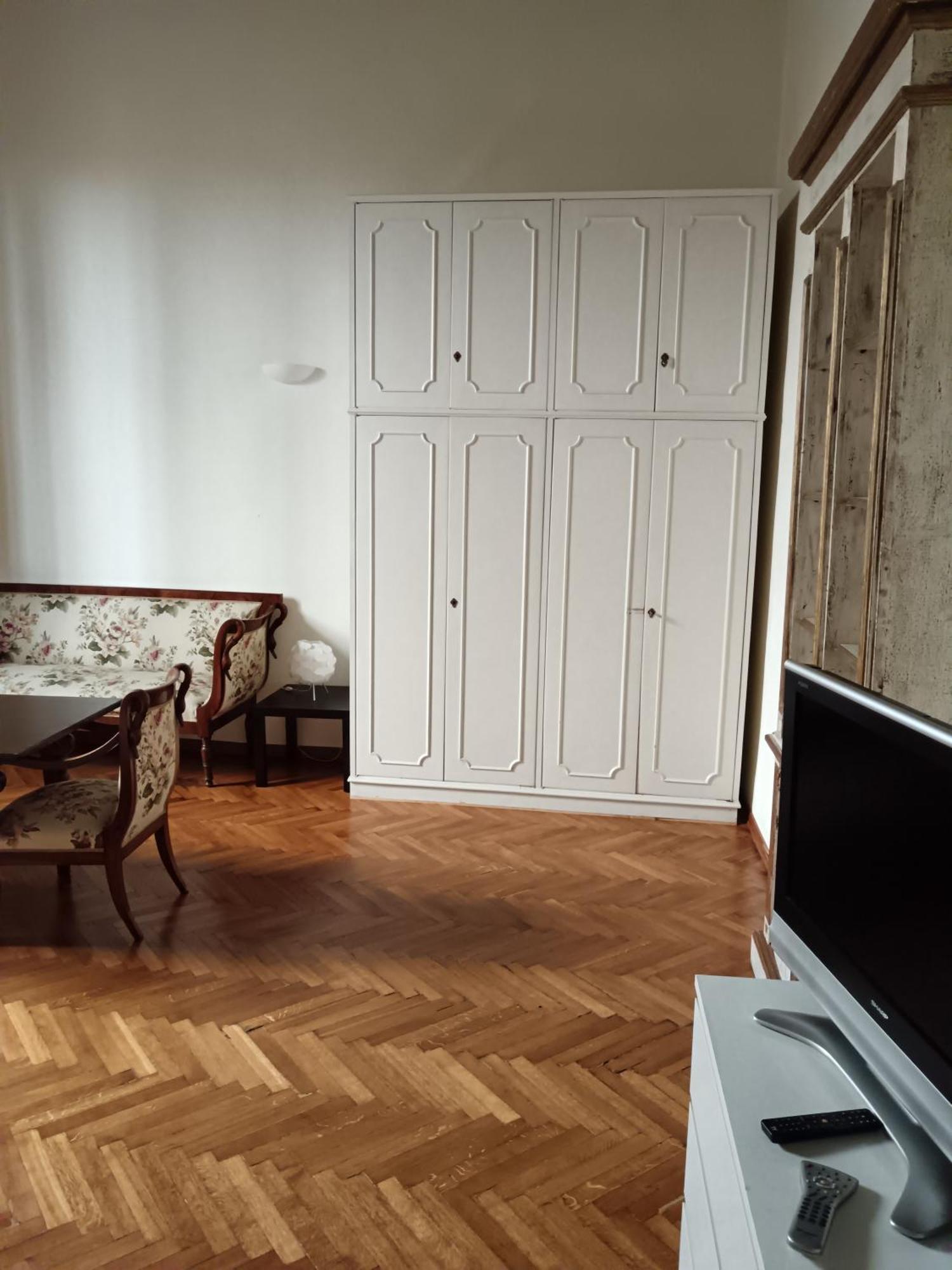 Apartment Luna In Florence