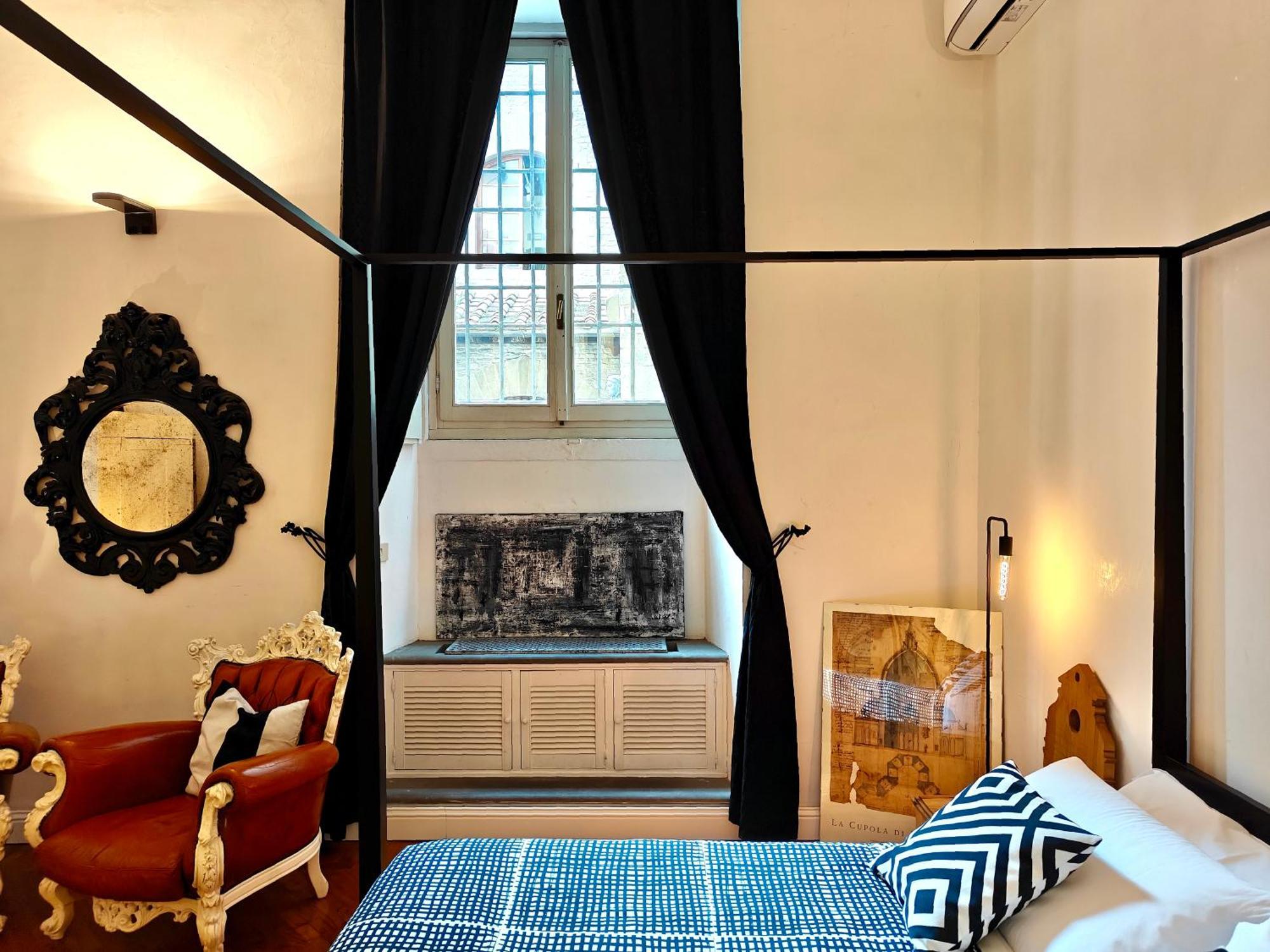 Chic Mamma Luxury Loft
