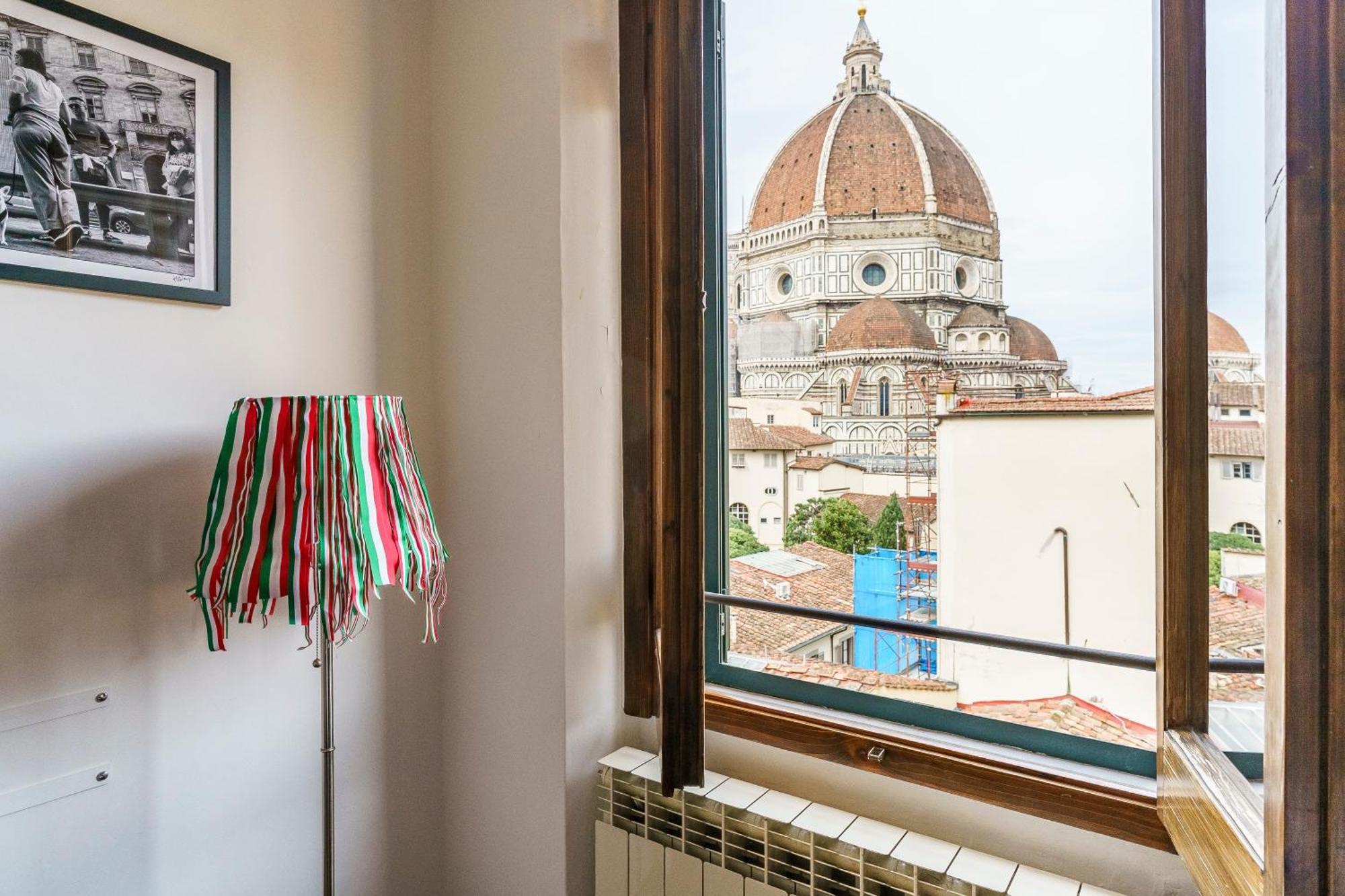 Portinari Apartment Florence