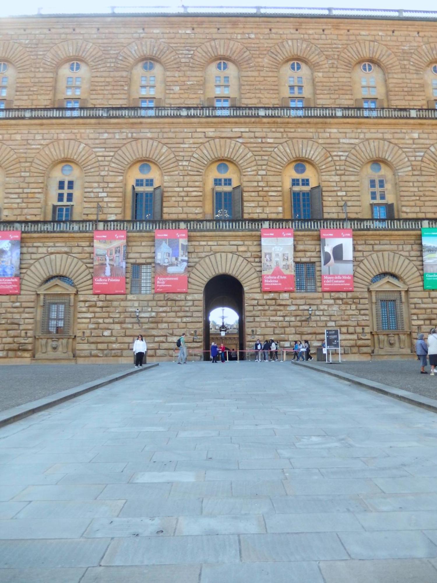 Panoramic View 2 Pitti Palace Close 2ponte Vecchio *