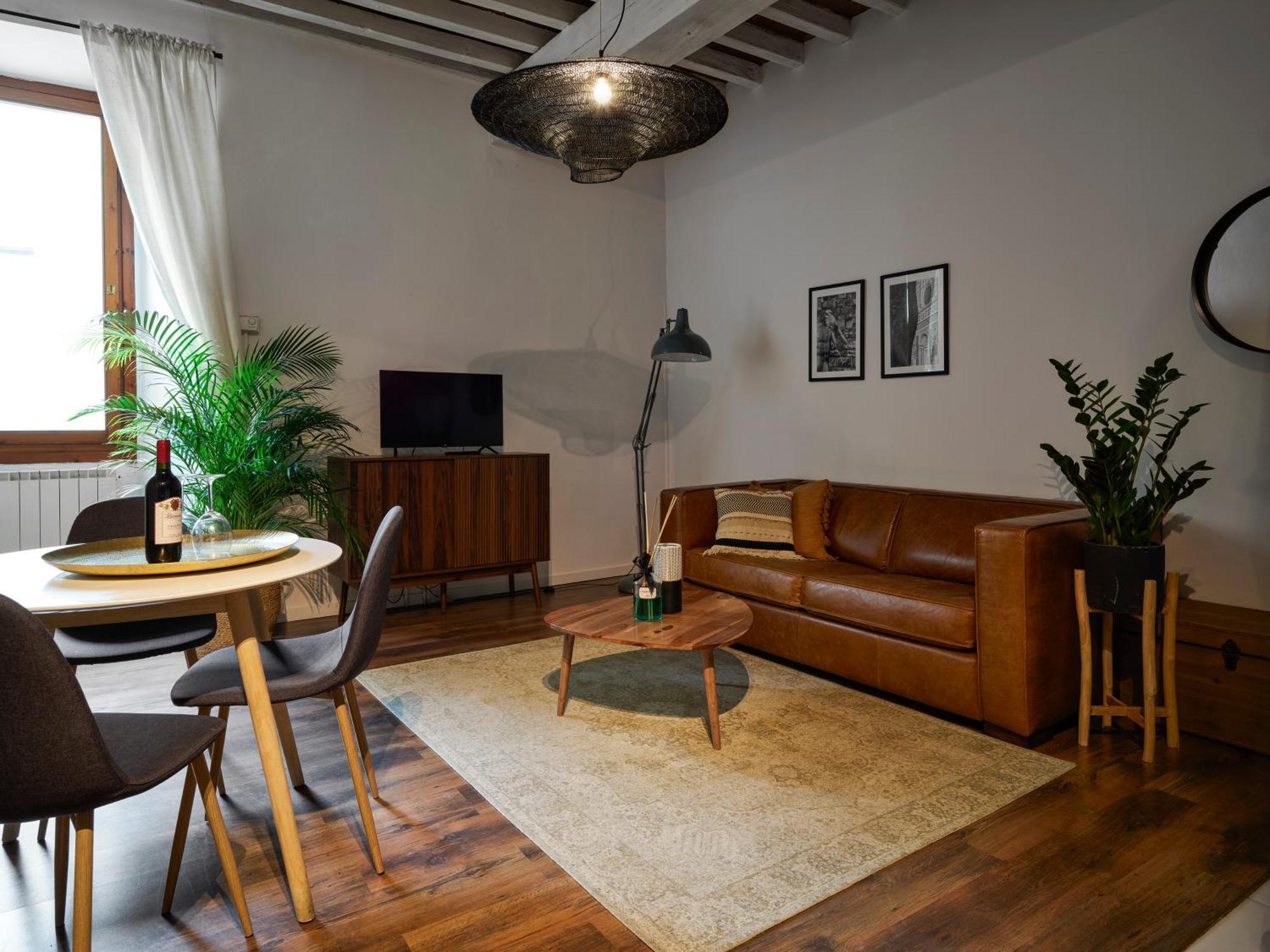 Apartment On The Duomo - Super Chic Florence