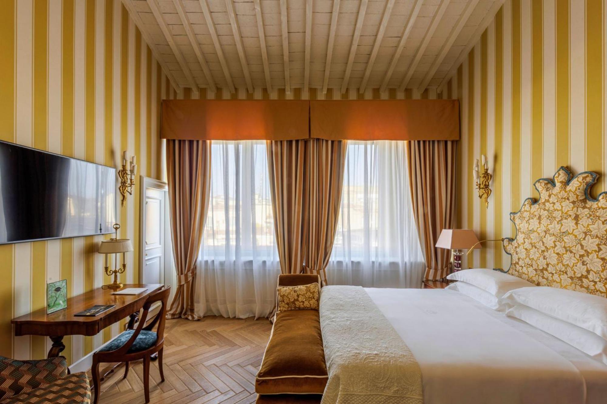 Hotel Helvetia&bristol – Starhotels Collezione 5*