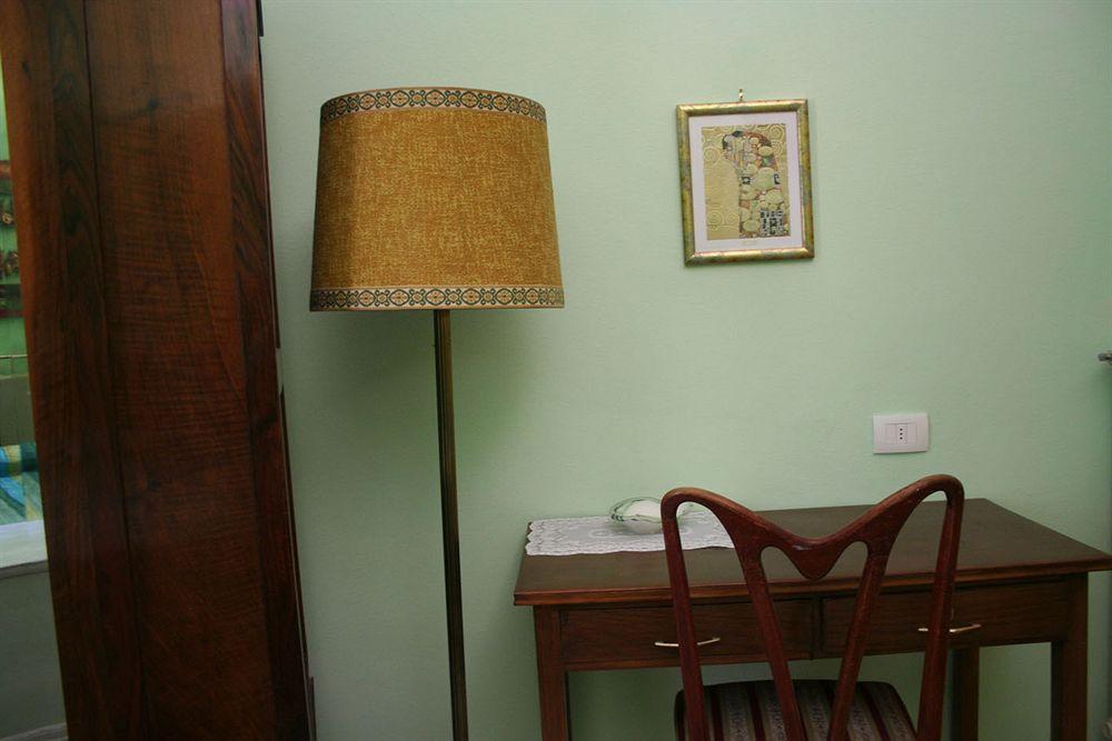 A Casa Di Virgilio Florence