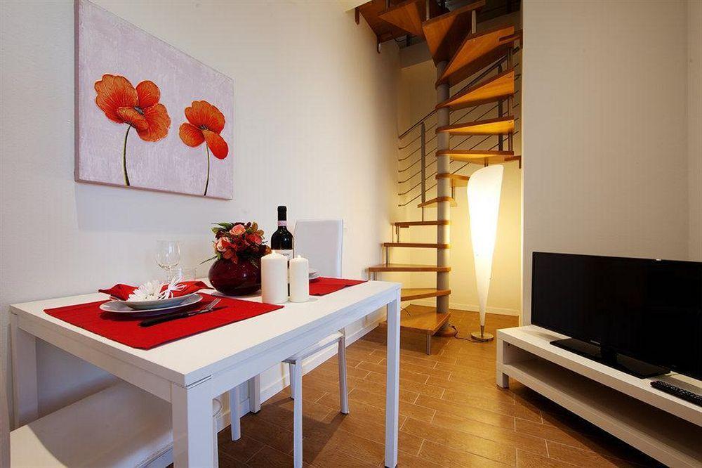 La Farina Aparthotel 2*