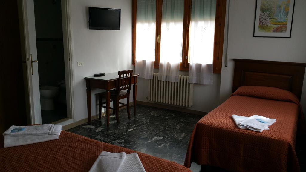 Hotel Sonia *