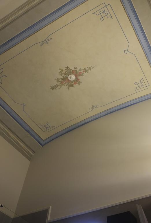 Strozzi Luxury