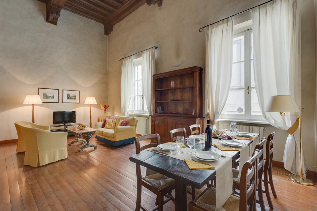Apartment Family Palazzo Salviati Florence