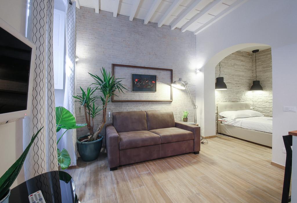 - Rosa Piccolo Apartment Florence