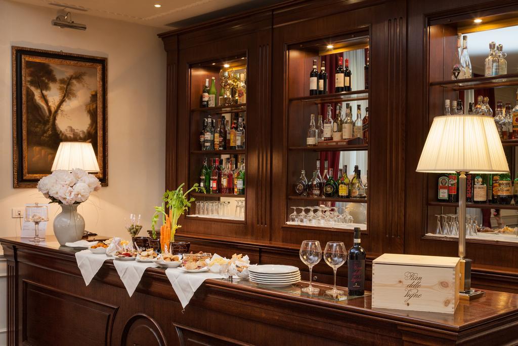 Hotel Executive 4*
