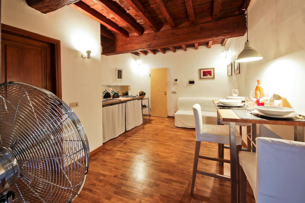 Apartment Ponte Vecchio Tower *