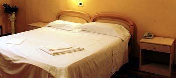 Ariston Hotel
