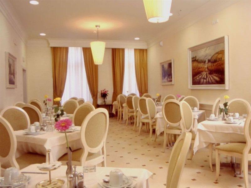 Hotel Executive 4*